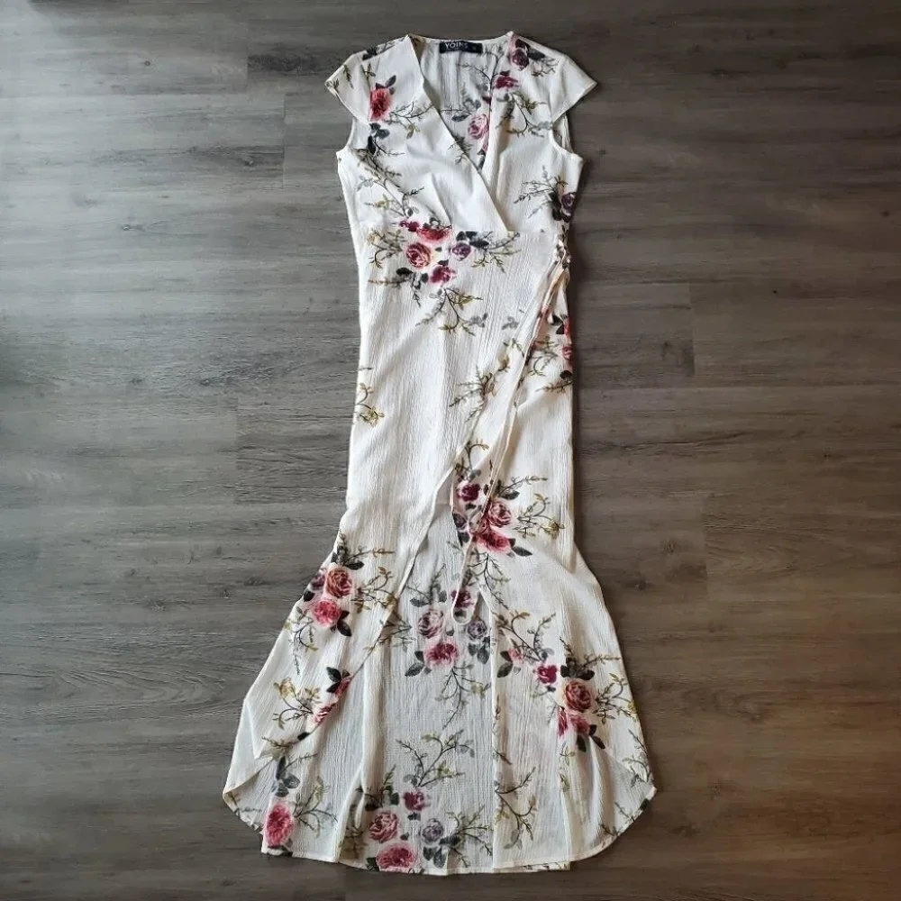 Floral Wrap Dress - Picture 6 of 10